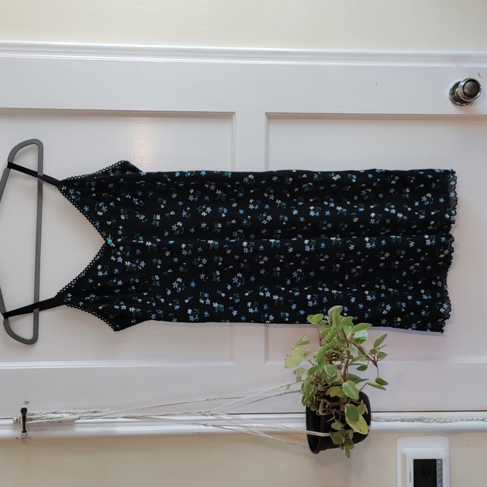 SOLD Vintage/ Y2k Slip Floral Dress - Picture 2 of 4